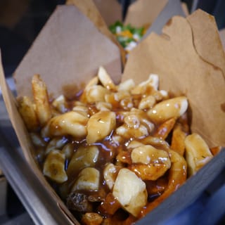 Classic Poutine